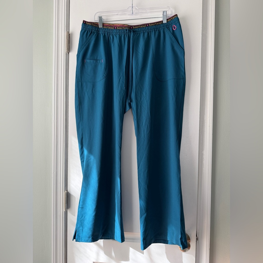 Like New HeartSoul low rise flare drawstring scrub pants, teal, XLP Petite